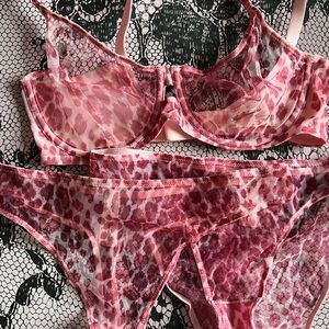 Agent Provocateur Lucky Leopard Pink bra 32d thong & brief 3 NWOT